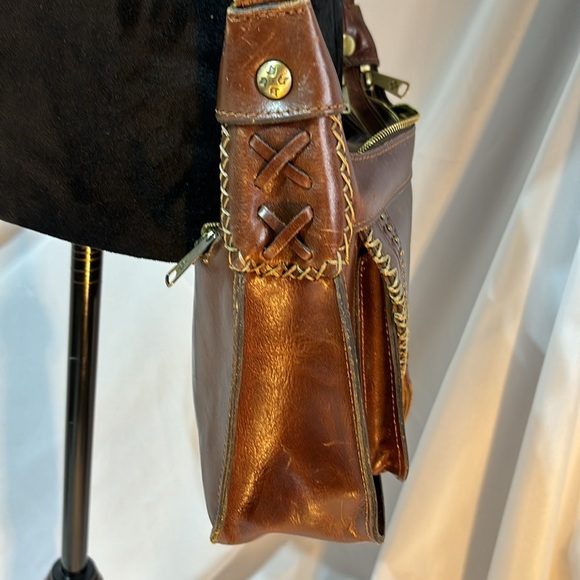 Vintage Patricia Nash Camila Distressed Leather Hobo Bag Vintage - Picture 9 of 15